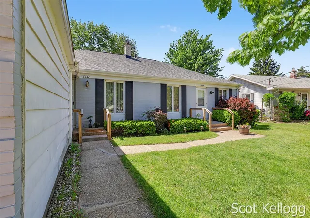 Homes for sale in Grand Rapids, MI | 5959-5961 Crestmoor Dr, Grand Rapids, MI 49508 | MLS# 70536551
