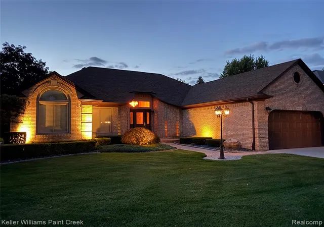 Photo 2 of Sale Pending at 15053 Hillcrest Ln, Shelby Twp, MI 48315 2851 | MLS# 61024908 | Listing updated on 2026-09-13