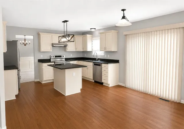 3rd image of 6501 Wisteria Tr, Ann Arbor, MI 48103 | MLS# 70554329
