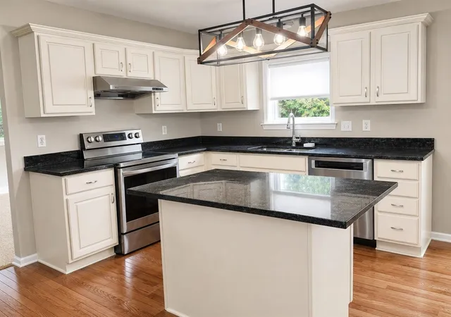 4th image of 6501 Wisteria Tr, Ann Arbor, MI 48103 | MLS# 70554329