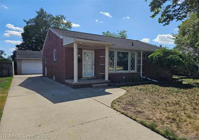 2nd image of 24925 Van Buren Rd, Dearborn Heights, MI 48127 1321 | MLS# 61024371