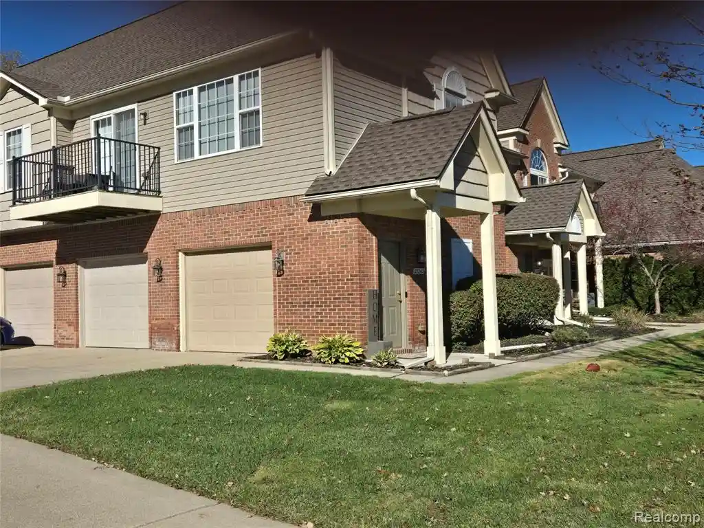 Photo 1 of Condo for sale at 27343 Hidden Oaks Dr, Trenton, MI 48183 | MLS# 61039939 | Listing updated on 2026-10-19
