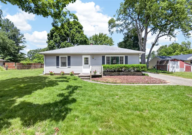 Homes for sale in Plainwell, MI | 1049 Bloomfield Ave, Plainwell, MI 49080 | MLS# 70541014