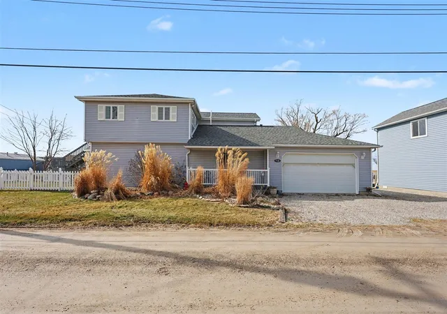 1st image of 7128 Lazy Ln, Harsens Island, MI 48028 | MLS# 70521026
