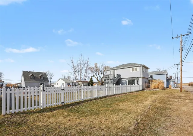 40th image of 7128 Lazy Ln, Harsens Island, MI 48028 | MLS# 70521026