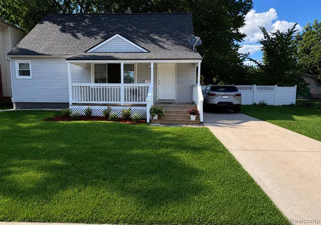 Homes for sale in Garden City, MI | 28546 Marquette St, Garden City, MI 48135 | MLS# 61004266