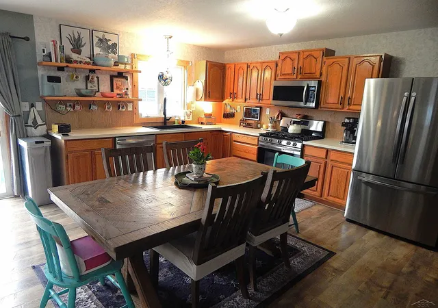 2nd image of 2880 E Fisher Rd, Bay City, MI 48706 | MLS# 50206480