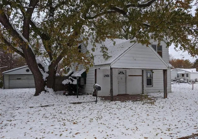 19th image of 25601 Peter Kaltz Rd, Warren, MI 48091 | MLS# 21587976