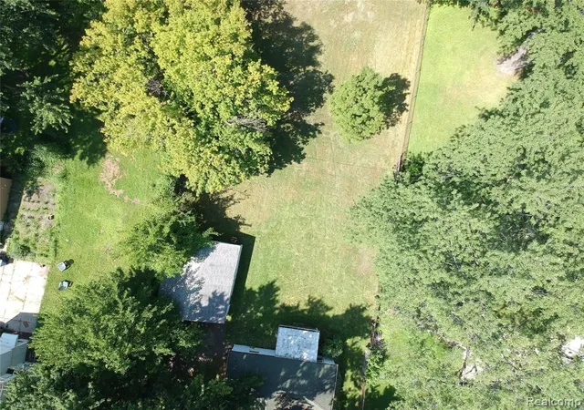 1st image of 25601 Peter Kaltz Rd, Warren, MI 48091 | MLS# 21587976