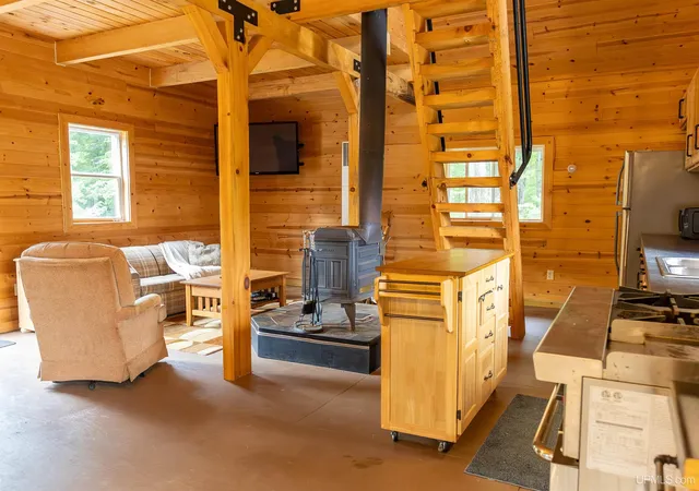 Photo 4 of Single family home for sale at 2510 Co Rd Kch, Marquette, MI 49855 | MLS# 50217718 | Listing updated on 2026-08-18