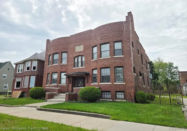 3rd image of 268 Marston St, Detroit, MI 48202 | MLS# 60994851