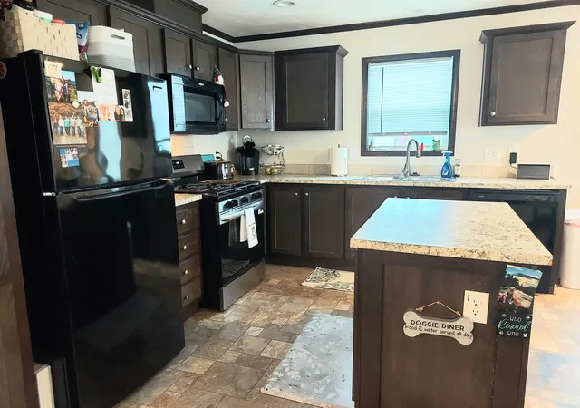 4th image of 2243 Leisure Ln, Traverse City, MI 49686 | MLS# 80065592