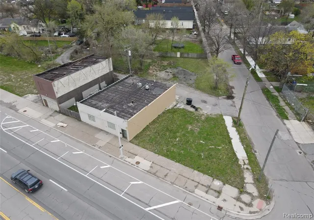 2nd image of 4665 Michigan Ave, Detroit, MI 48210 | MLS# 60928791