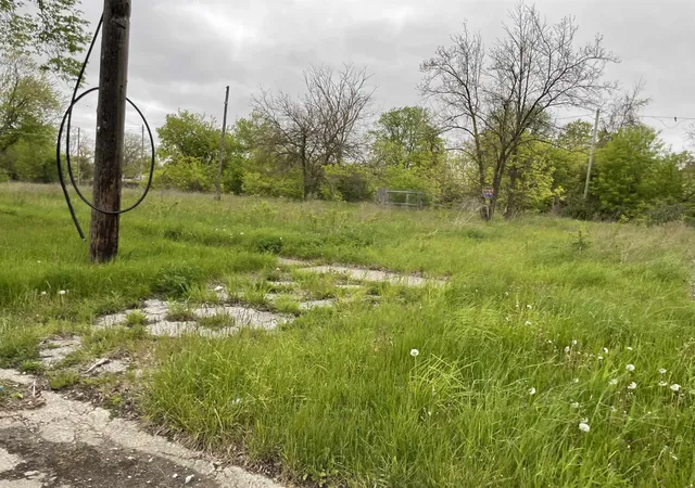Photo 2 of Land for sale at 2127 Annesley St, Saginaw, MI 48601 | MLS# 50198690 | Listing updated on 2026-09-14