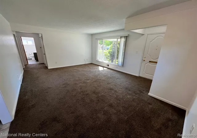 Photo 4 of Single family home for sale at 29636 Orangelawn St, Livonia, MI 48150 3033 | MLS# 61024034 | Listing updated on 2026-08-28