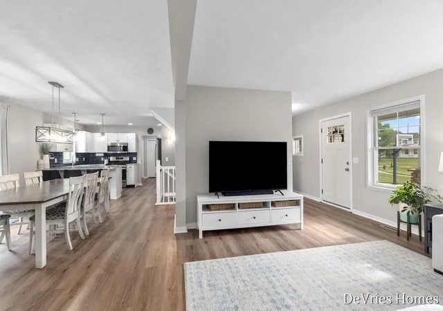 5th image of 7769 Berrybrook Ct, Byron Center, MI 49315 | MLS# 70538239