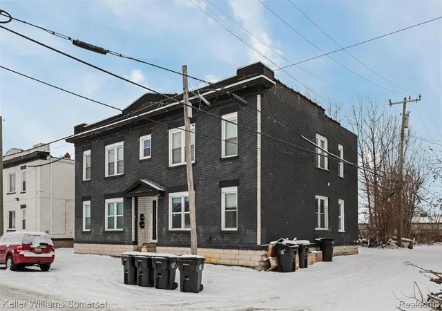 3rd image of 1119 Custer St, Detroit, MI 48211 1951 | MLS# 60961991