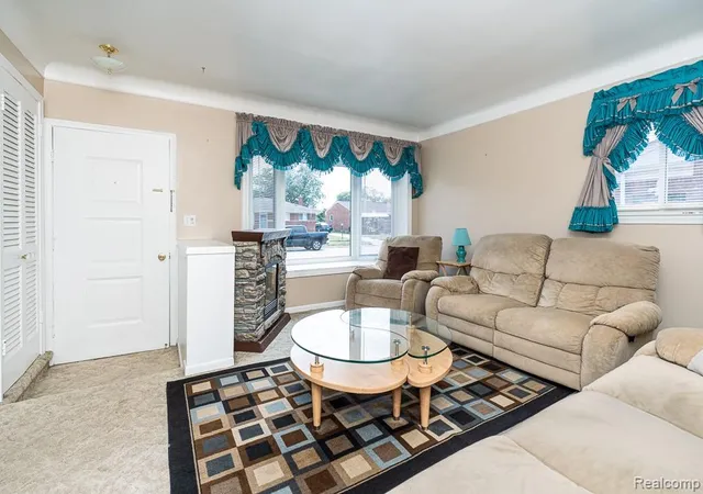 Photo 3 of Sale Pending at 25305 Campbell Ave, Warren, MI 48089 3545 | MLS# 61024041 | Listing updated on 2026-09-12