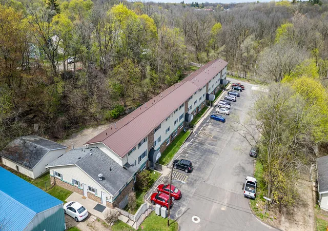 Photo 1 of Sale Pending at 525 N Arlington St, Kalamazoo, MI 49006 | MLS# 70531371 | Listing updated on 2026-08-07