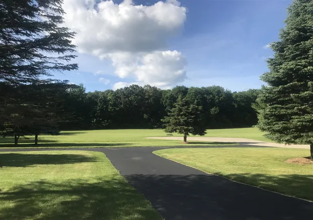 4th image of 223 Leo Dr, Burlington, MI 49029 | MLS# 70554393