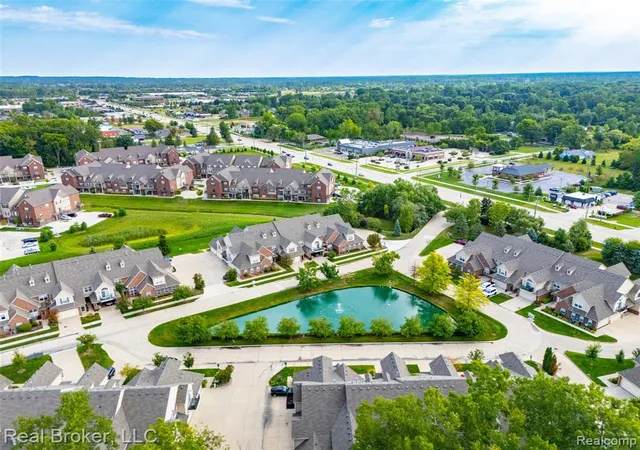 38th image of 55407 Ambassador Ct, Shelby Twp, MI 48316 5369 | MLS# 61023325