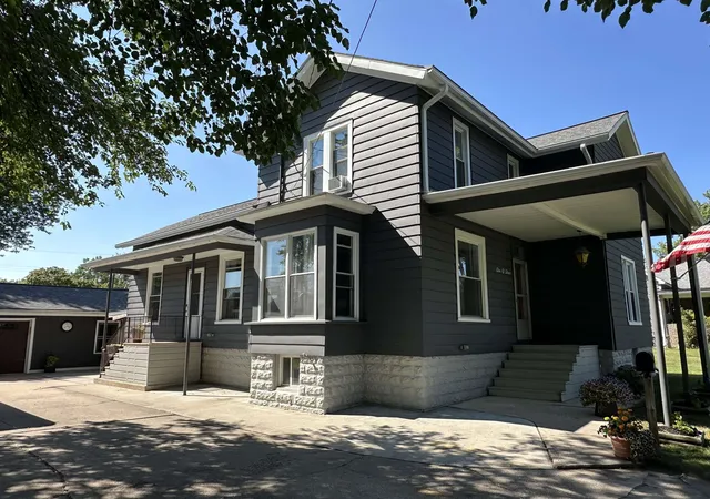 Photo 3 of Single family home for sale at 605 Patterson Ave, Bay City, MI 48706 | MLS# 50216622 | Listing updated on 2026-07-30