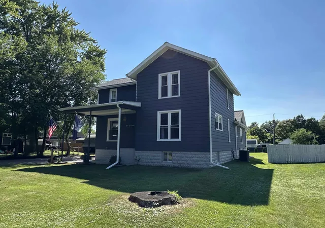 Photo 3 of Single family home for sale at 605 Patterson Ave, Bay City, MI 48706 | MLS# 50216622 | Listing updated on 2026-07-30