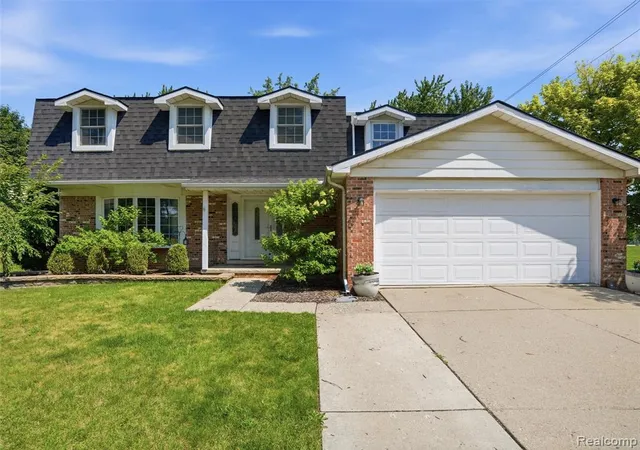 Homes for sale in Canton, MI | 45414 Brunswick Dr, Canton, MI 48187 | MLS# 61010771