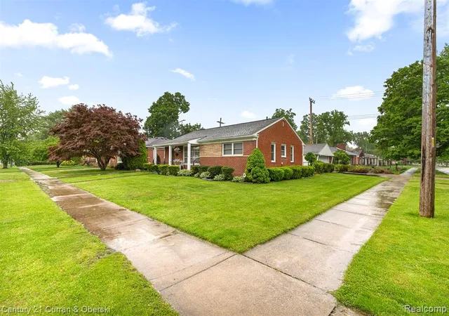 Photo 1 of Single family home for sale at 26657 W Chicago, Redford, MI 48239 | MLS# 60994742 | Listing updated on 2026-08-21