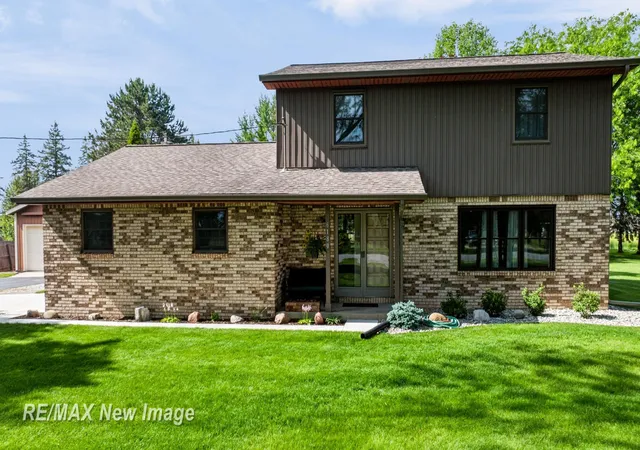 Homes for sale in Freeland, MI | 6180 W Freeland Rd, Freeland, MI 48623 | MLS# 50213534
