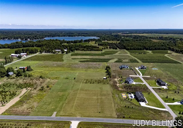 Photo 4 of Sale Pending at 62Nd, Fennville, MI 49408 | MLS# 70555130 | Listing updated on 2026-08-29
