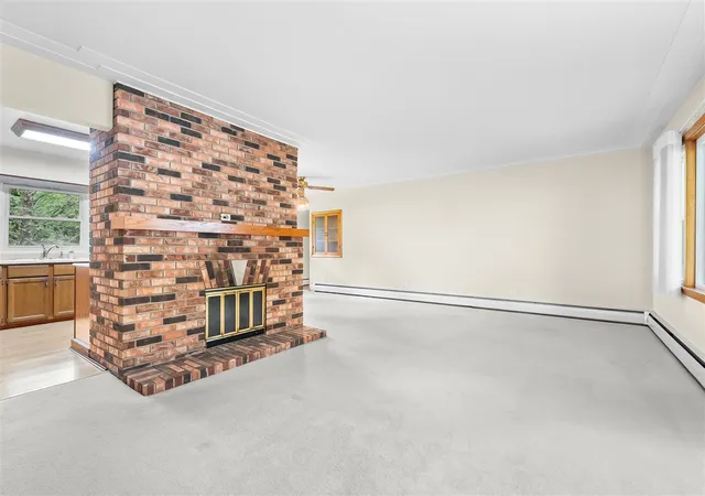 3rd image of 1077 Riverside Dr, Battle Creek, MI 49015 | MLS# 70532444