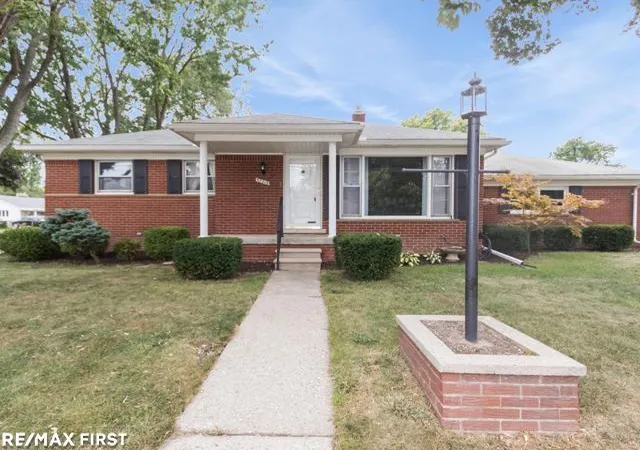 Photo 1 of Single family home for sale at 32215 Solon St, Roseville, MI 48066 | MLS# 50219804 | Listing updated on 2026-08-27