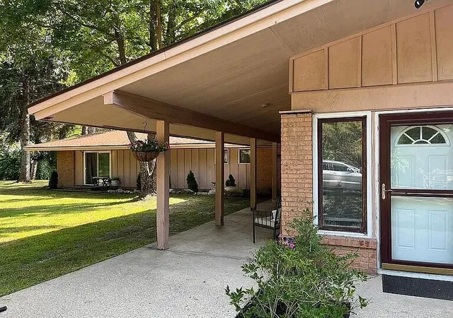 Photo 1 of Sale Pending at 3283 W Kinney Rd, Ludington, MI 49431 | MLS# 70550269 | Listing updated on 2026-08-27