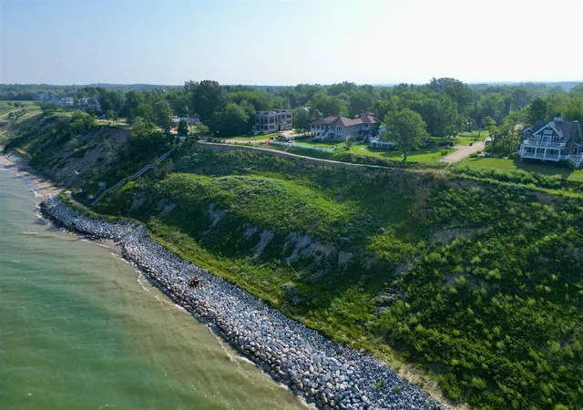 11th image of 7219 Orchard Rd, South Haven, MI 49090 | MLS# 70542899
