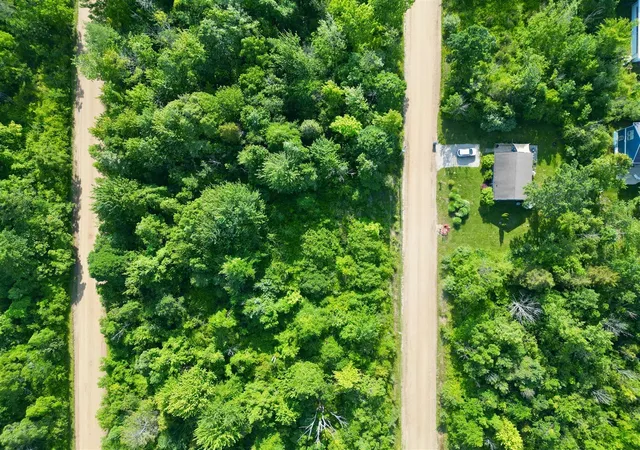 3rd image of 7219 Orchard Rd, South Haven, MI 49090 | MLS# 70542899