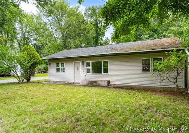 Homes for sale in Whitehall, MI | 1403 S Mears Ave, Whitehall, MI 49461 | MLS# 70542459