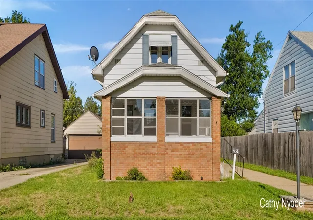 3rd image of 2451 Lamar Ave, Wyoming, MI 49519 | MLS# 70553054