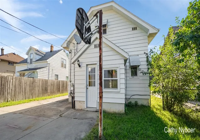 5th image of 2451 Lamar Ave, Wyoming, MI 49519 | MLS# 70553054