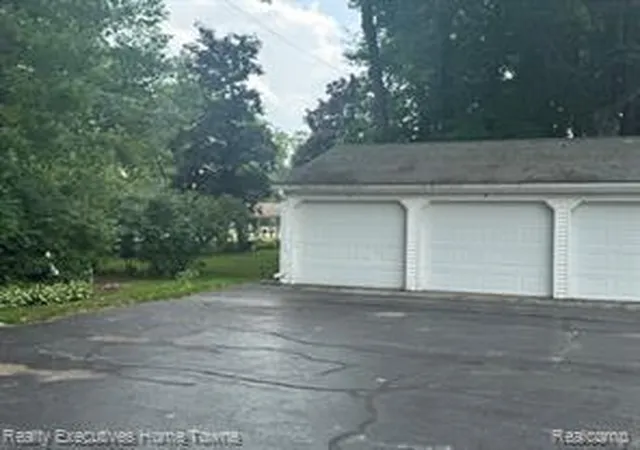 Homes for sale in Fort Gratiot, MI | 1467 E Krafft Rd #8, Fort Gratiot, MI 48059 | MLS# 61009897