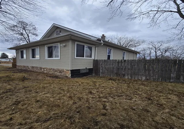 Homes for sale in Lincoln Park, MI | 2127 River Dr, Lincoln Park, MI 48146 | MLS# 70517341