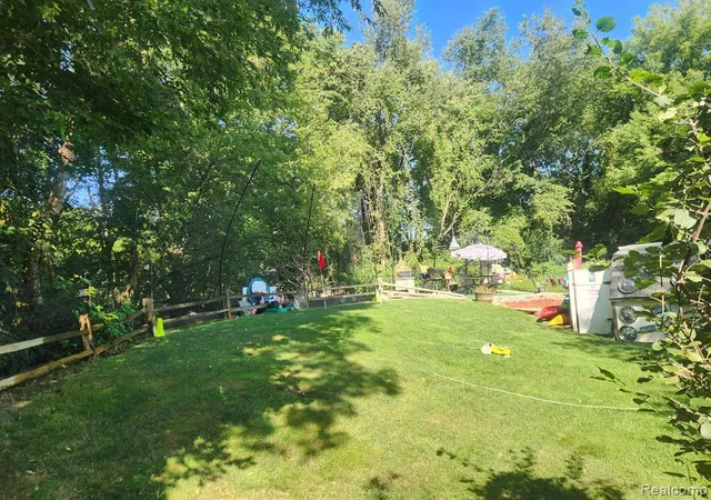 Photo 27 of Manufactured home for sale at 2500 Mann Rd, Clarkston, MI 48346 | MLS# 61016877 | Listing updated on 2026-08-27