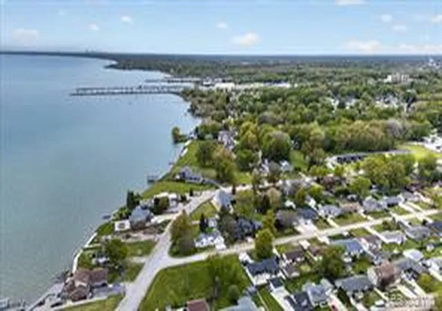 Homes for sale in Harrison Township, MI | 37235 Jefferson Ave, Harrison Township, MI 48045 | MLS# 61006793