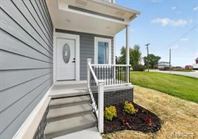 Homes for sale in Harrison Township, MI | 37235 Jefferson Ave, Harrison Township, MI 48045 | MLS# 61006793