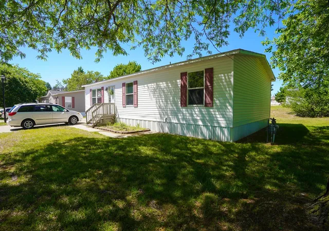 Homes for sale in West Olive, MI | 14519 Lemontree Ln, West Olive, MI 49460 | MLS# 70537487