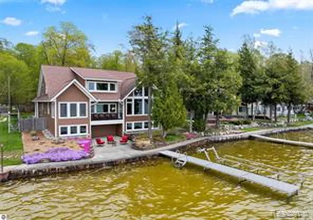 Homes for sale in Kalkaska, MI | 4805 E Shore Dr, Kalkaska, MI 49646 | MLS# 61009222
