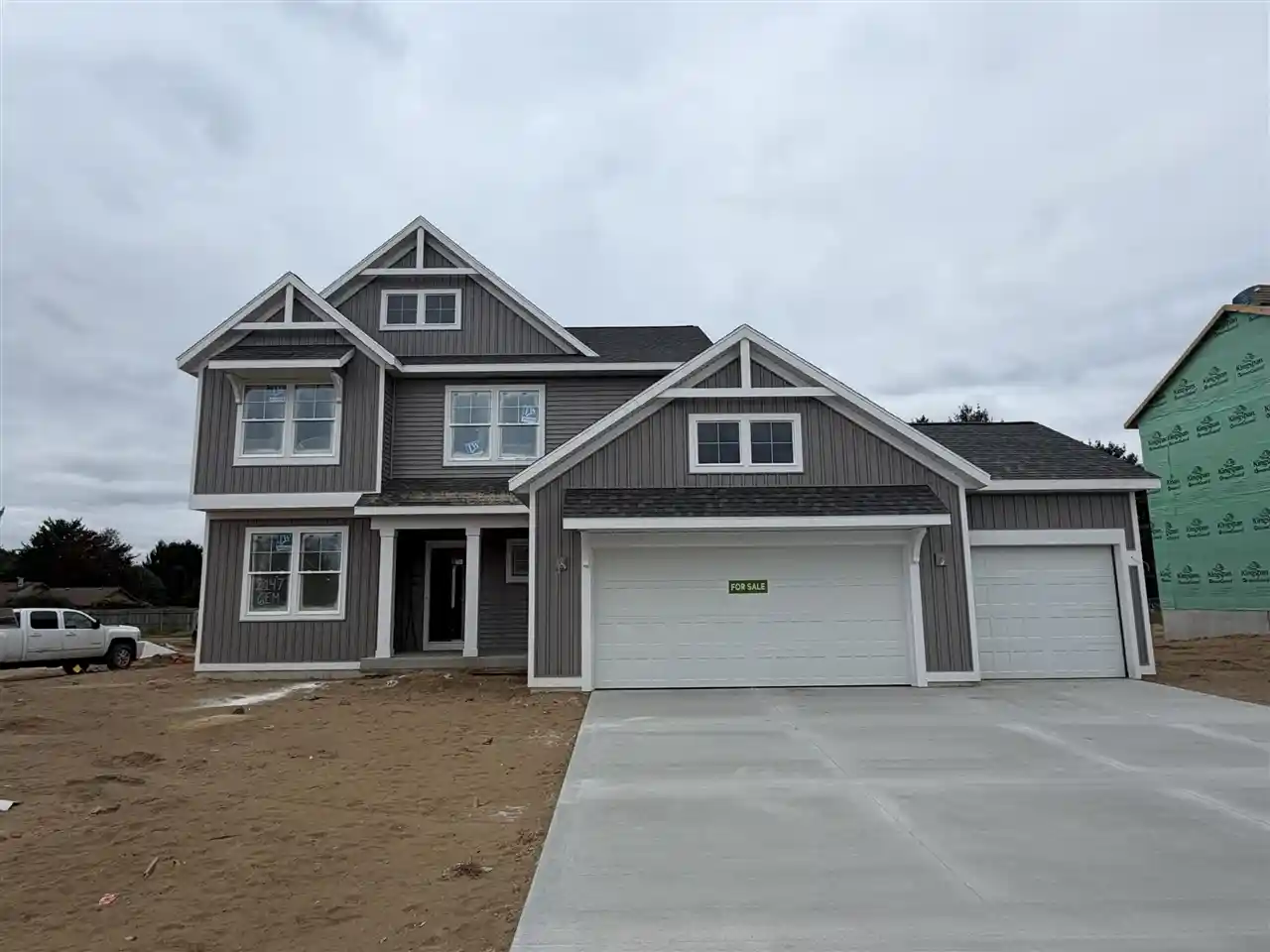 Photo 1 of Single family home for sale at 2147 Emerald Shore Cir, Grand Rapids, MI 49525 | MLS# 70564737 | Listing updated on 2026-10-22