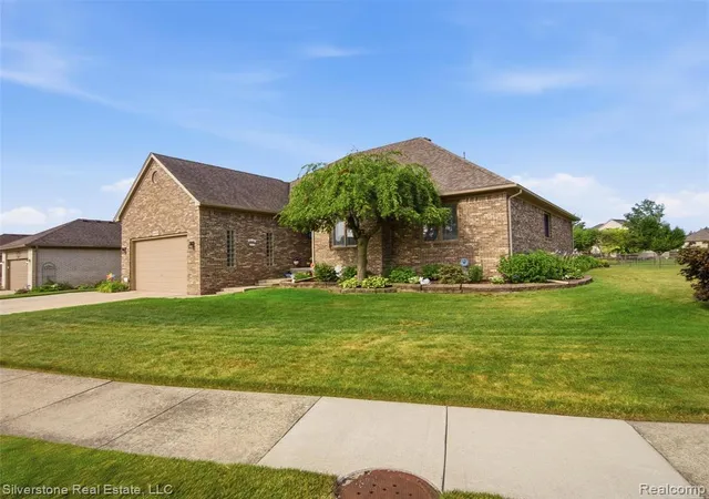 2nd image of 54439 Nicholas, Macomb, MI 48042 | MLS# 61020747
