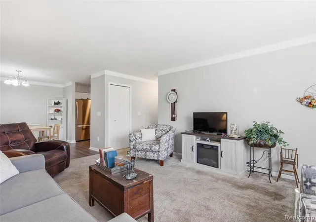 2nd image of 23648 Cottrell St, Clinton Township, MI 48035 5433 | MLS# 61007380