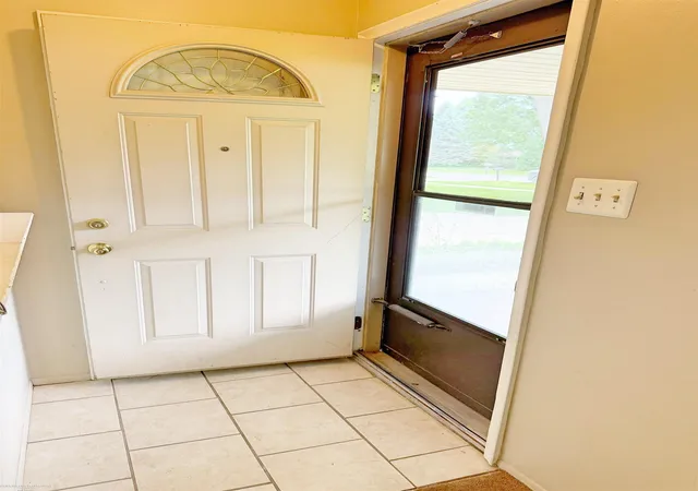 Photo 3 of Single Family Residence at 22431 Remick Dr, Clinton Township, MI 48036 | MLS# 50213509 | | Sold on 2026-08-06